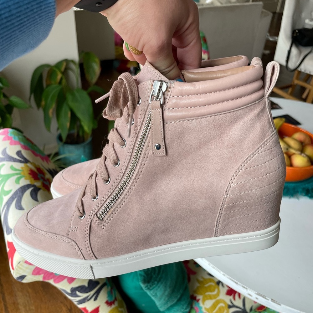 Paolo light pink wedge sneakers size 8